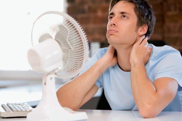 Người nóng nhưng không sốt là bệnh gì?
